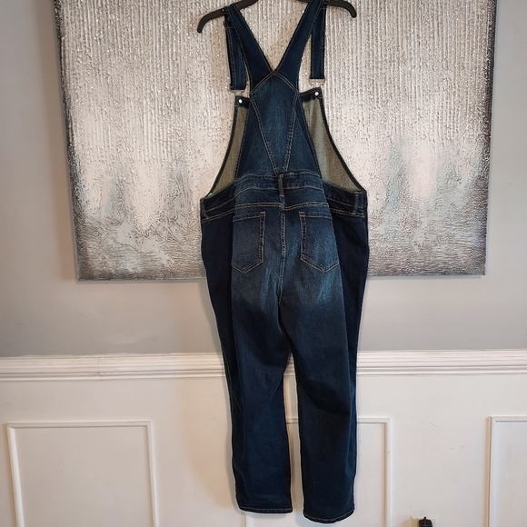 TORRID Denim Cropped Dark Wash Overalls Jeans - Picture 3 of 8